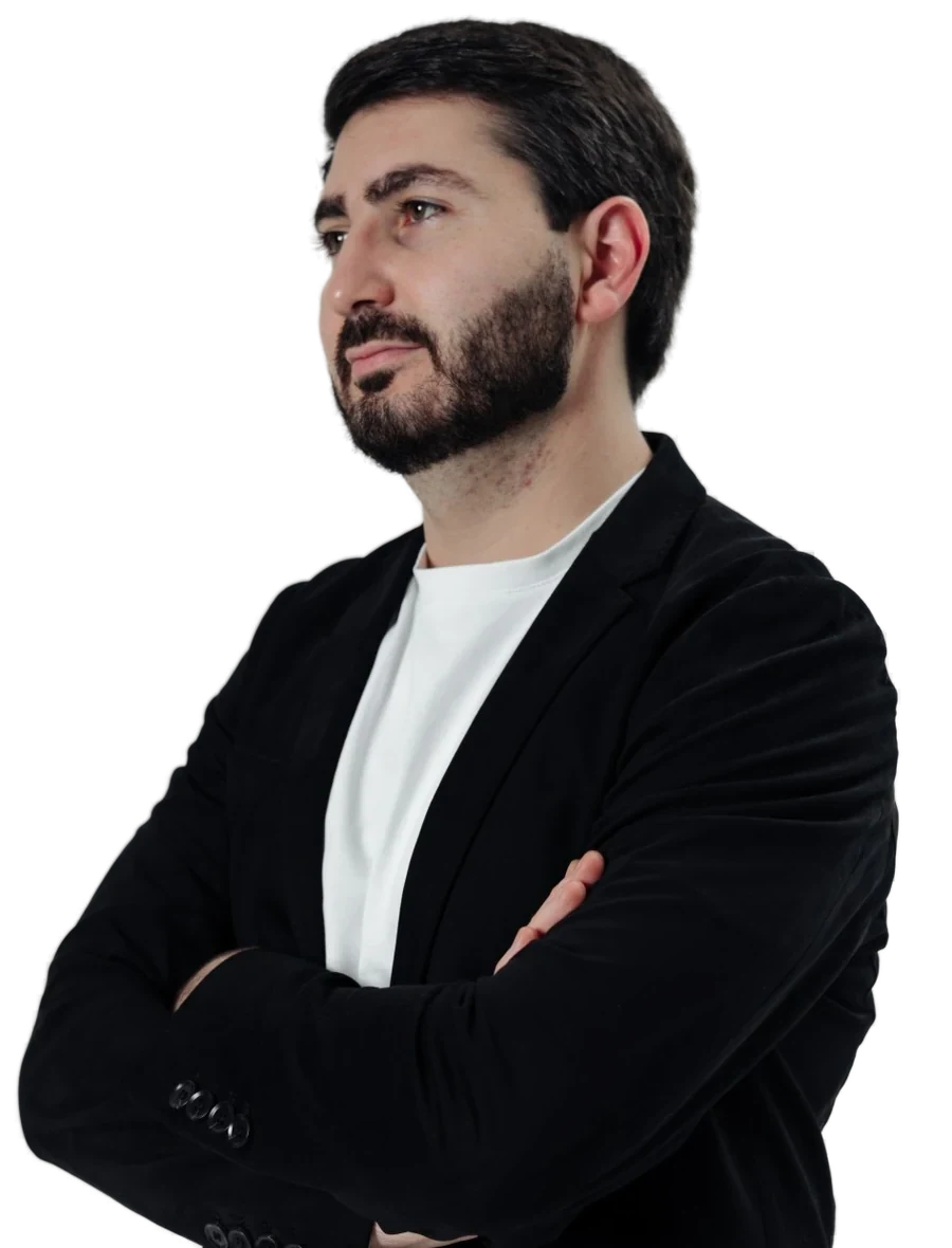 Юрий Арутюнов